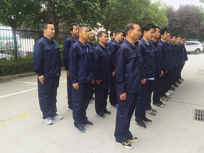 萬威機械生產部軍訓圓滿完成